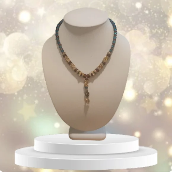 Vintage,Rare & One of a Kind High Quality Multigem Chocker Necklace.